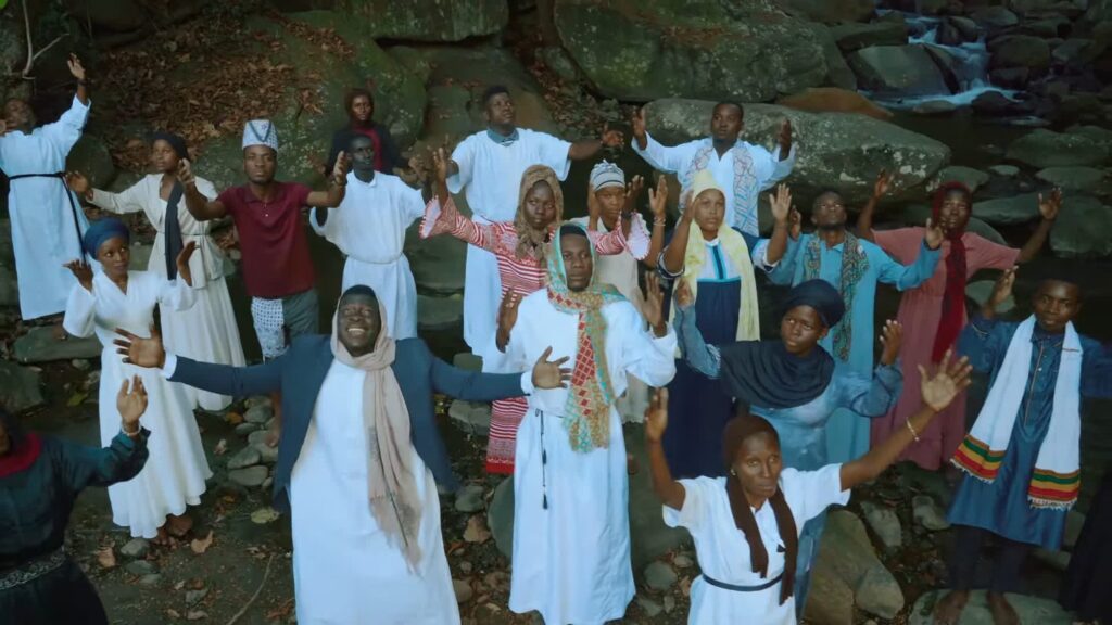 Download Video | The Survivors Gospel Choir Ft. Patrick Kibuya – Nipeleke